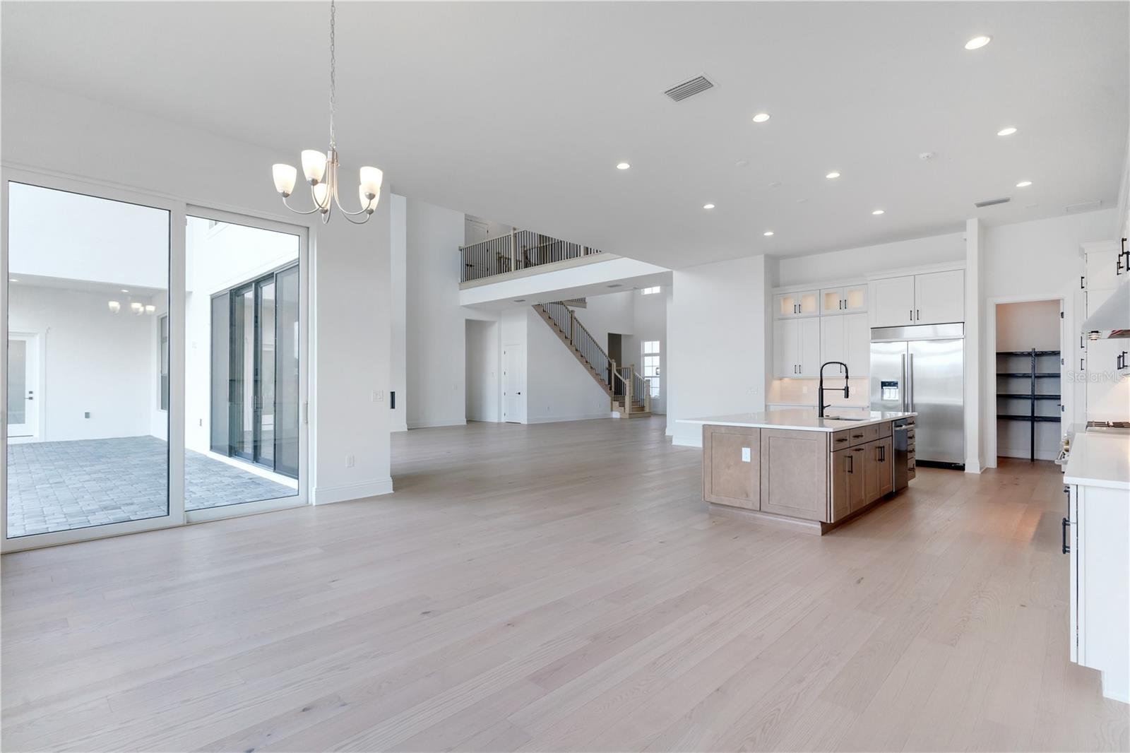 O6331025 Property Photo