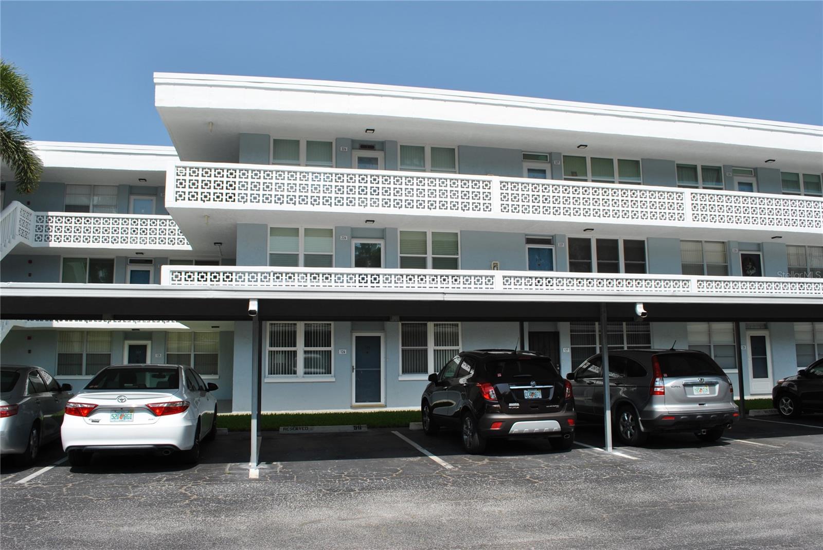 TB8411815 Property Photo