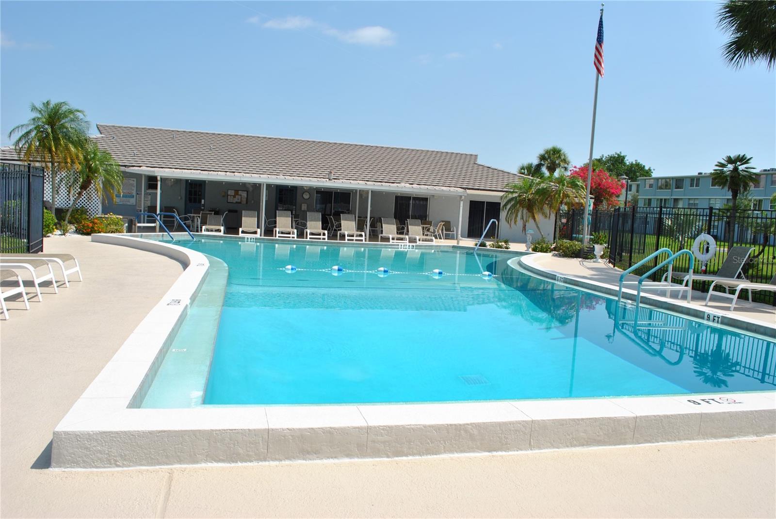 TB8411815 Property Photo