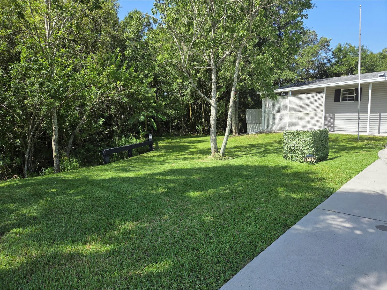 9129 WOOD TERRACE DR, TAMPA, FL, 33637