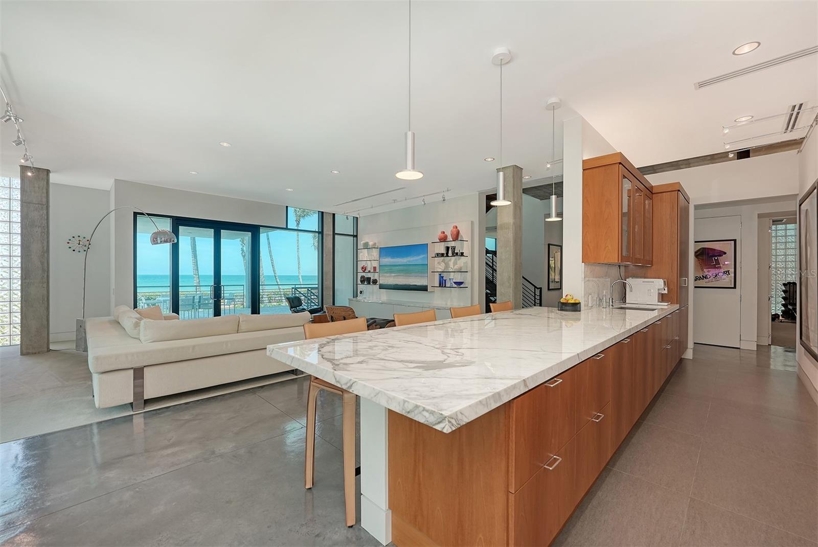 A4660281 Property Photo