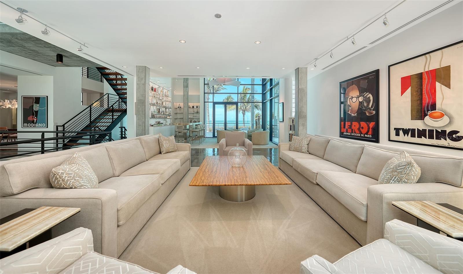 A4660281 Property Photo