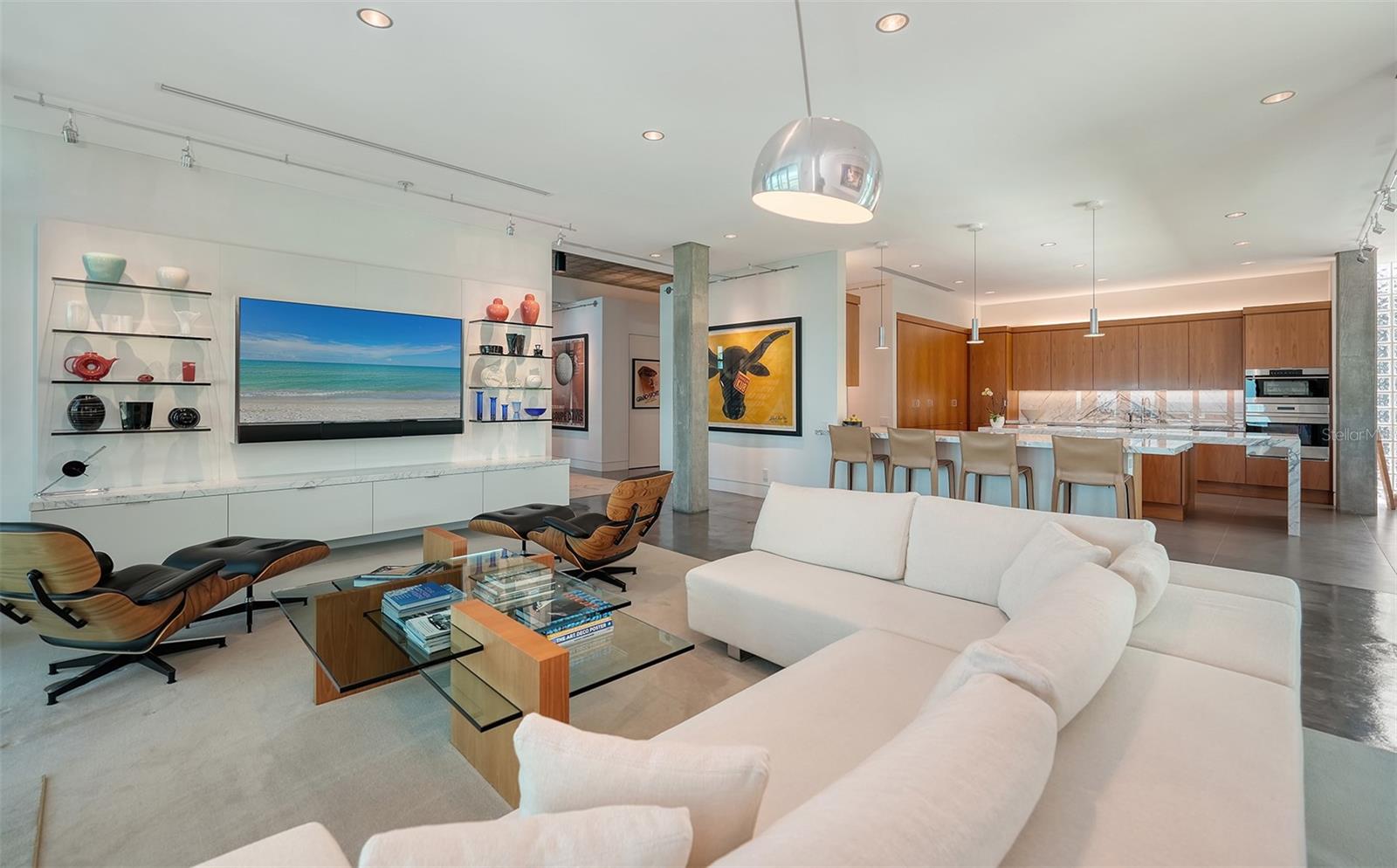 A4660281 Property Photo