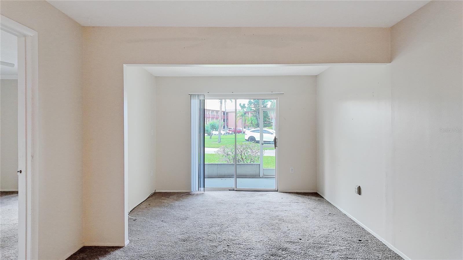 A4660289 Property Photo