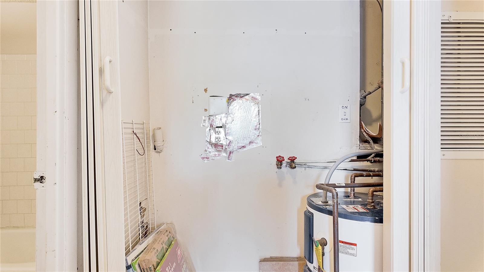 A4660289 Property Photo