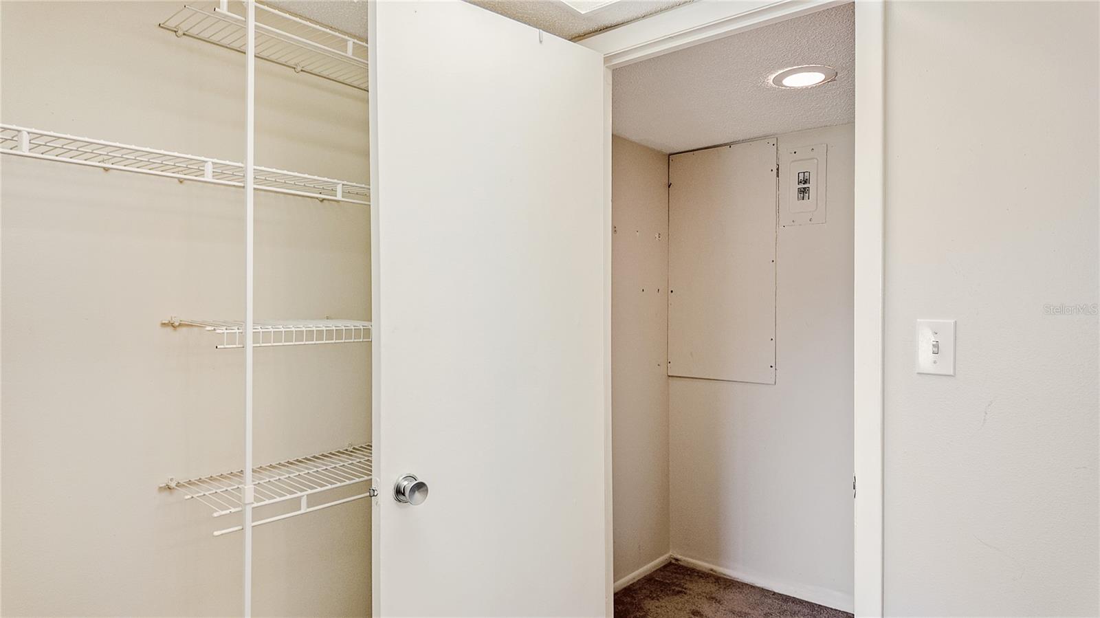 A4660289 Property Photo