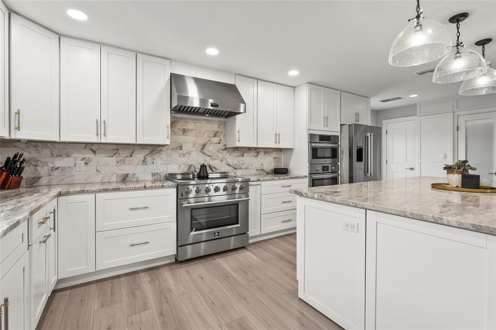 A4660296 Property Photo