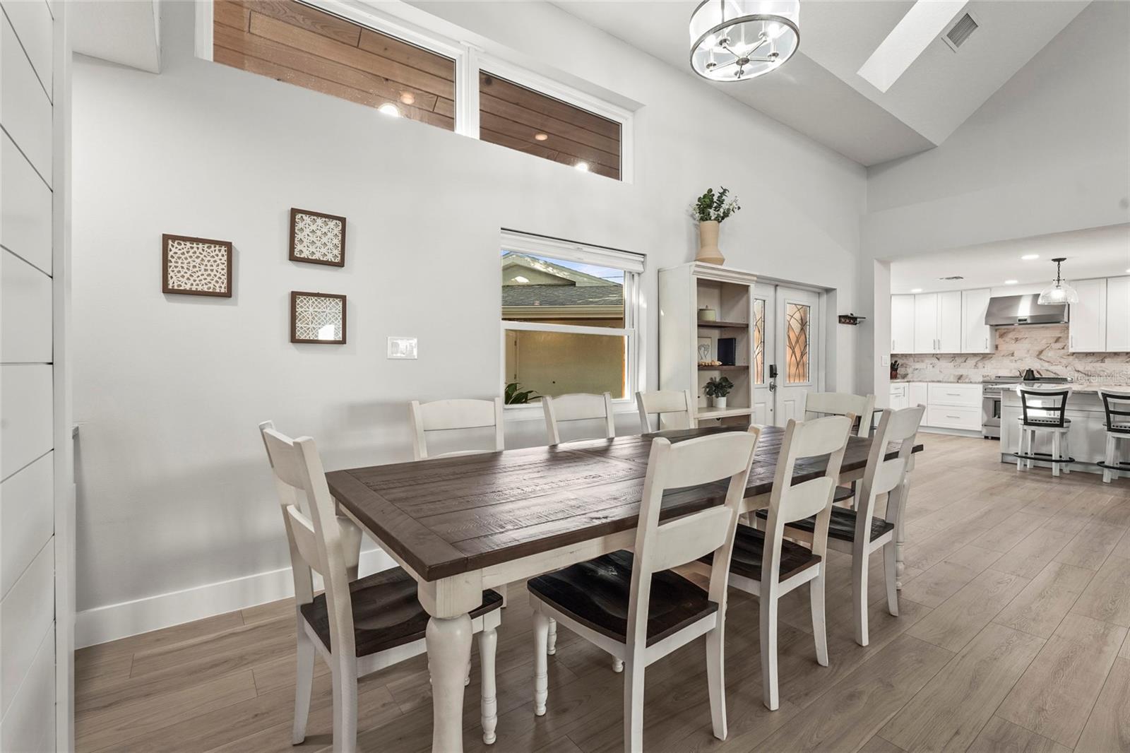 A4660296 Property Photo