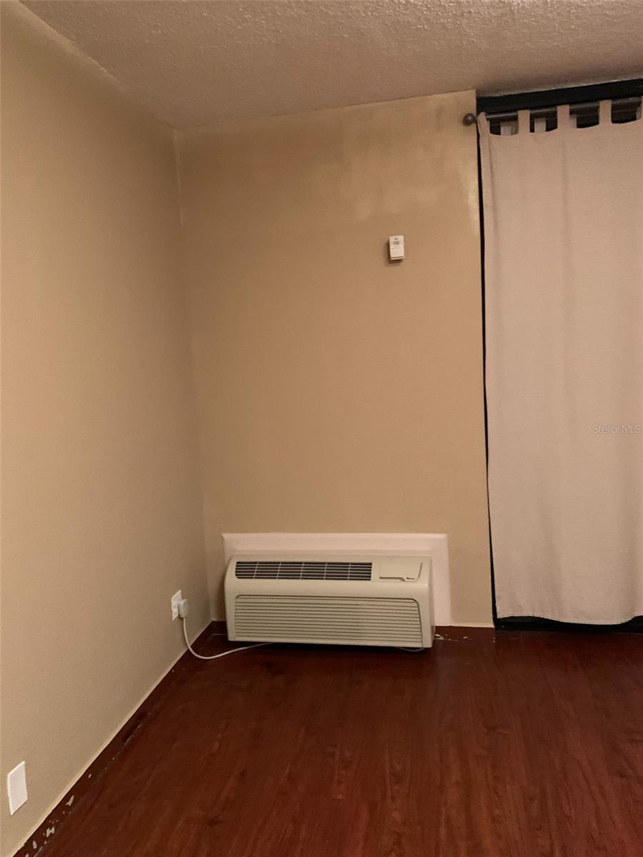 8421 S ORANGE BLOSSOM TRL #131, ORLANDO, FL, 32809