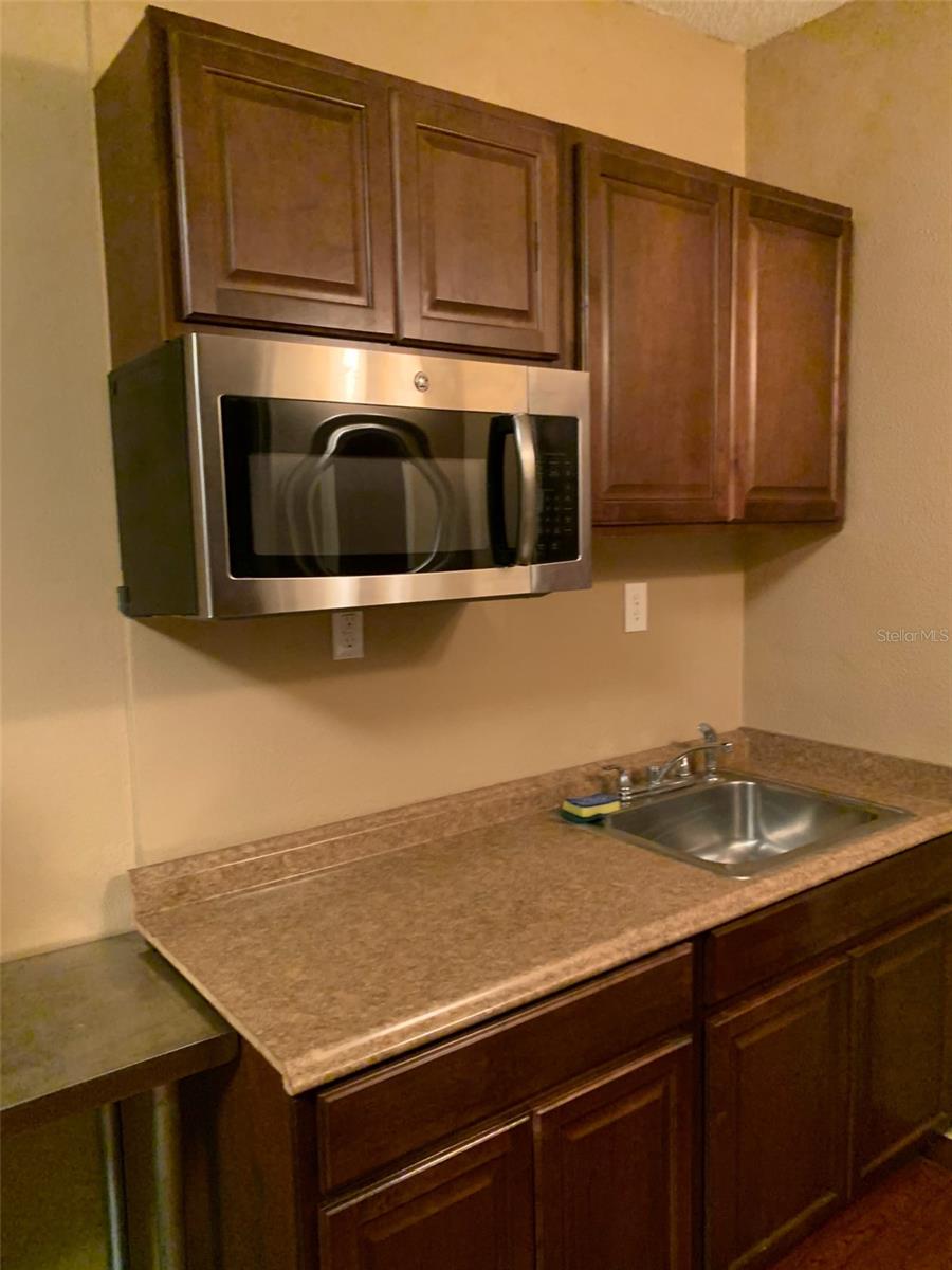 8421 S ORANGE BLOSSOM TRL #131, ORLANDO, FL, 32809