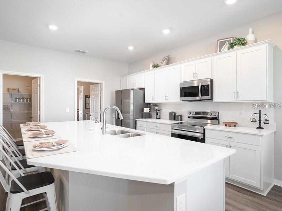 2947 KEENS GROVE WAY, LAKELAND, FL, 33810