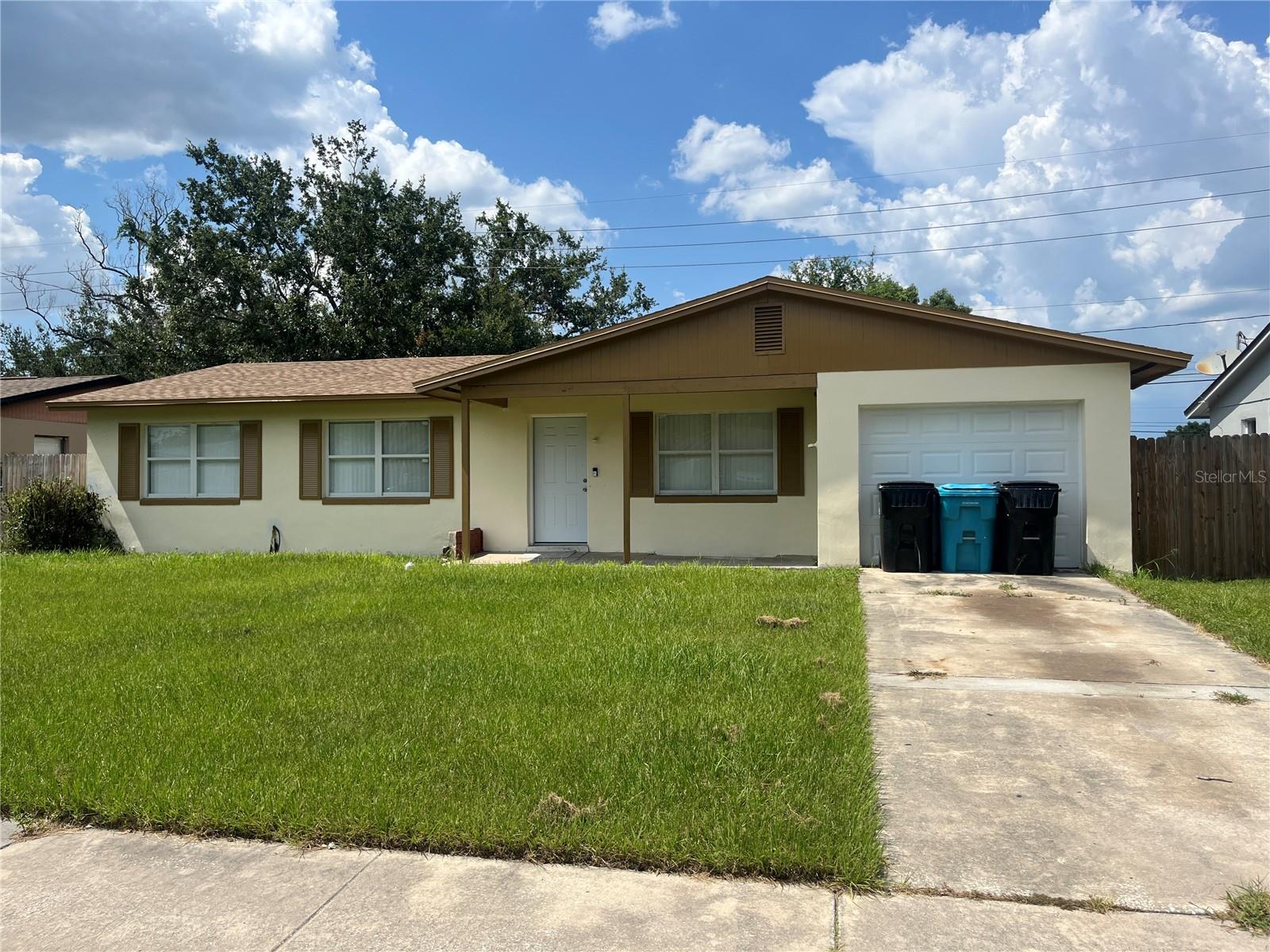 4285 SOLOMON DR, ORLANDO, FL, 32811