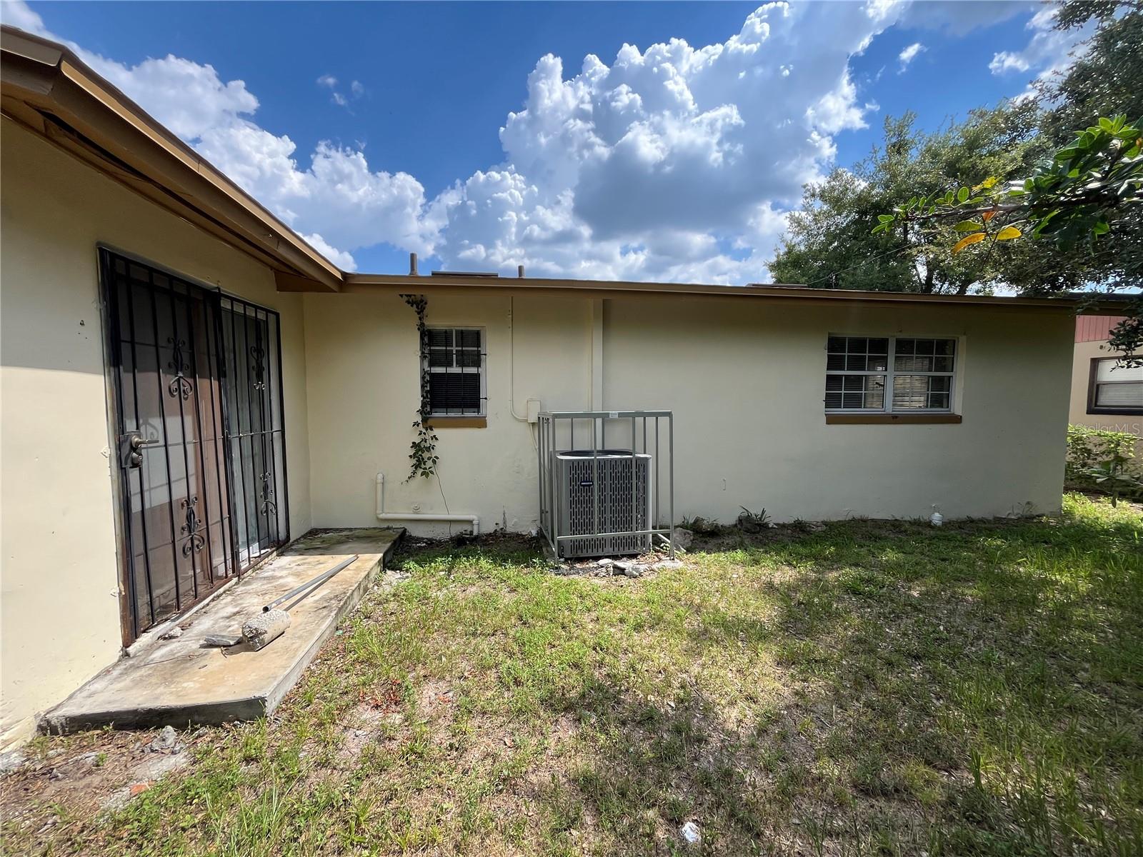 4285 SOLOMON DR, ORLANDO, FL, 32811