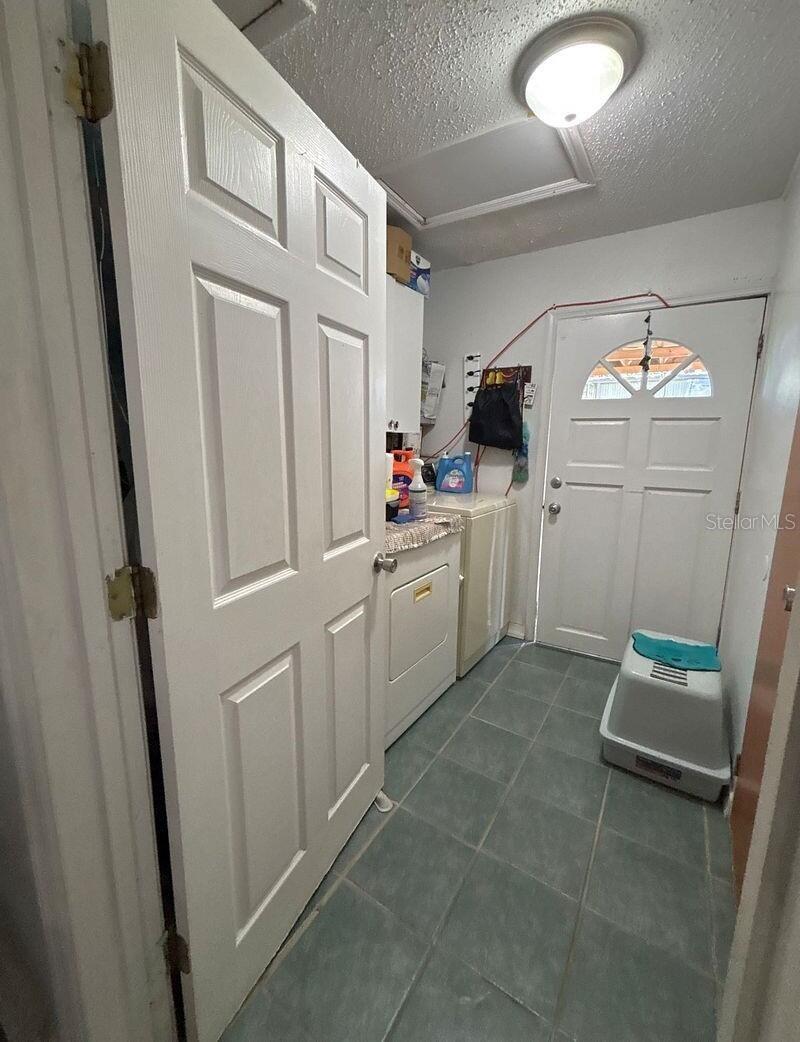 6811 N WILLOW AVE, TAMPA, FL, 33604