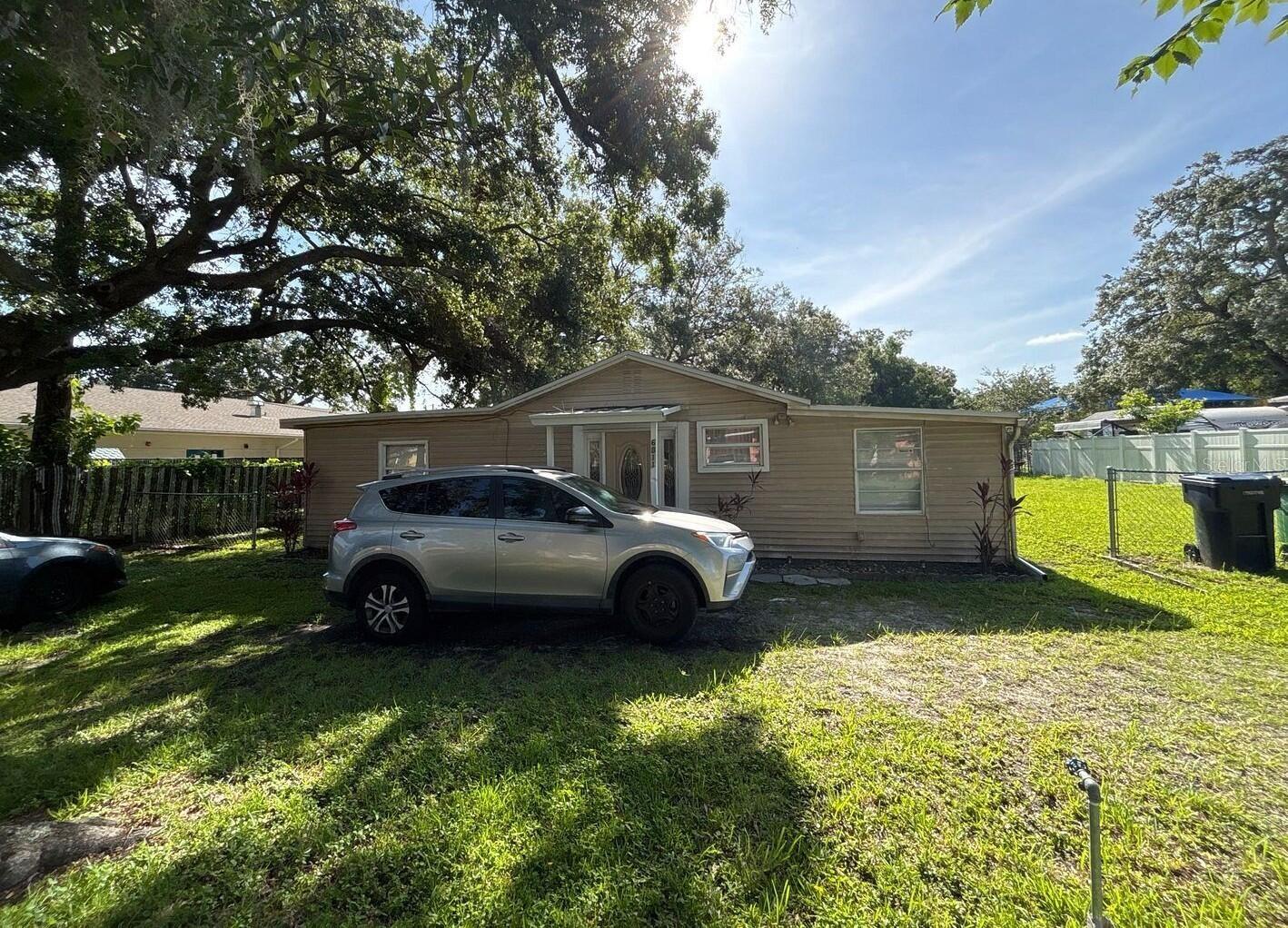 6811 N WILLOW AVE, TAMPA, FL, 33604