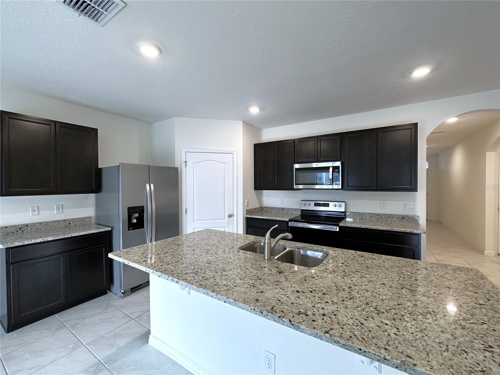 487 LILY LN, DAVENPORT, FL, 33837