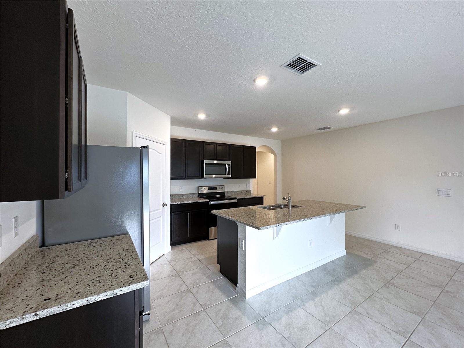 487 LILY LN, DAVENPORT, FL, 33837