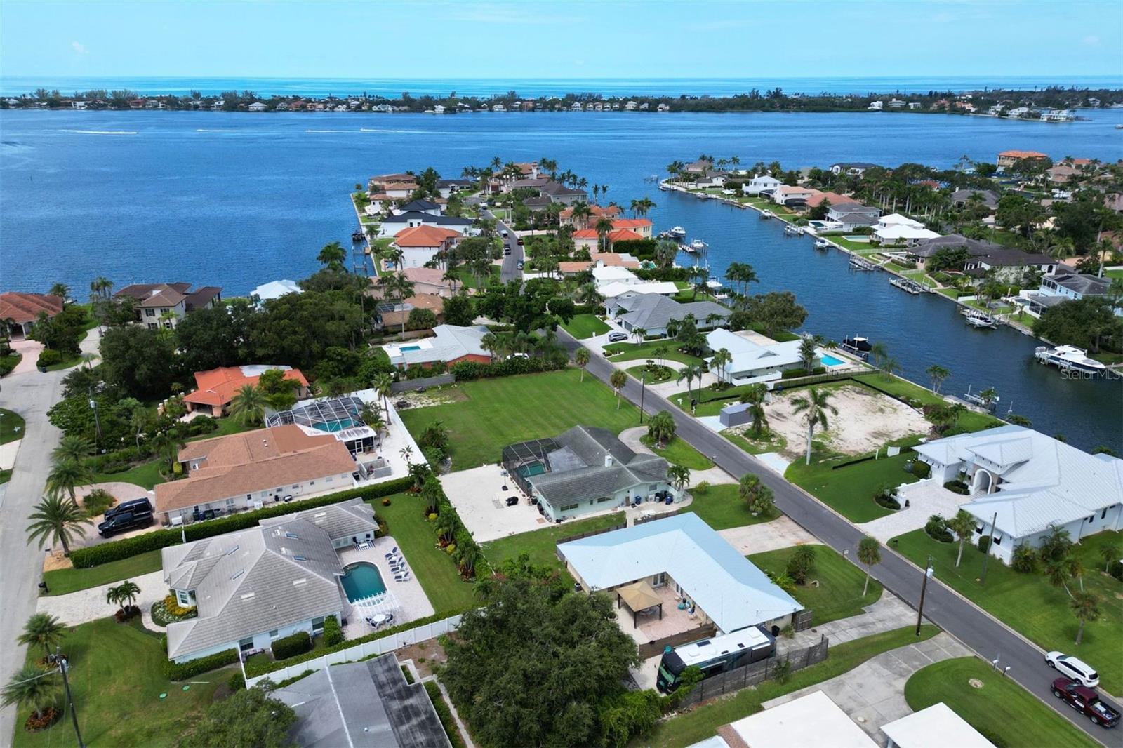 A4660320 Property Photo