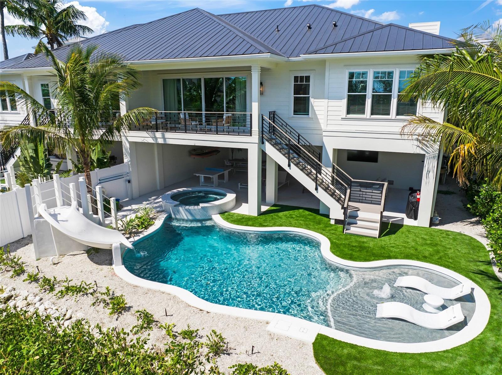 A4660324 Property Photo