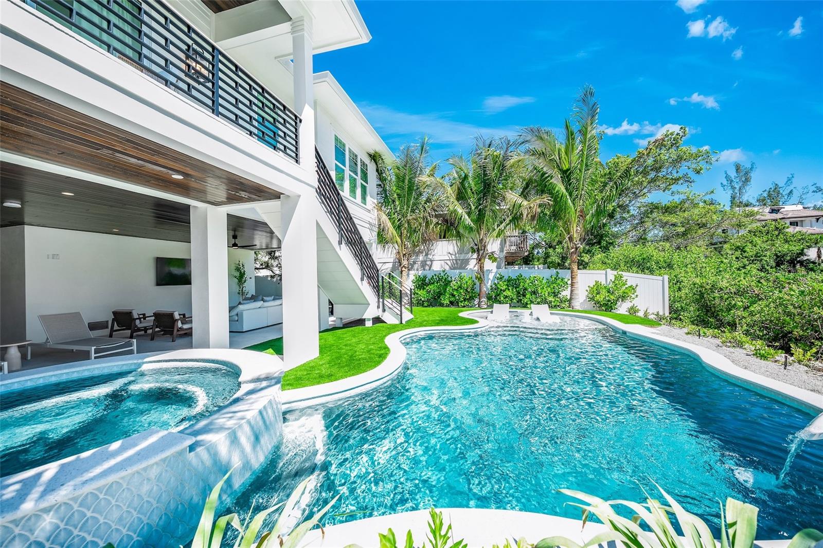 A4660324 Property Photo