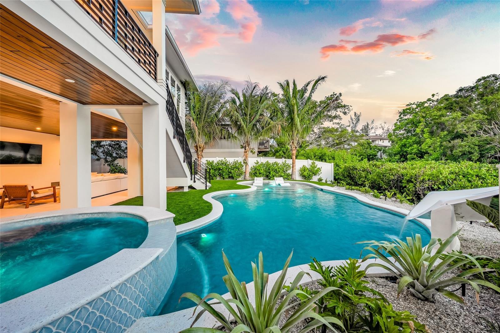 A4660324 Property Photo