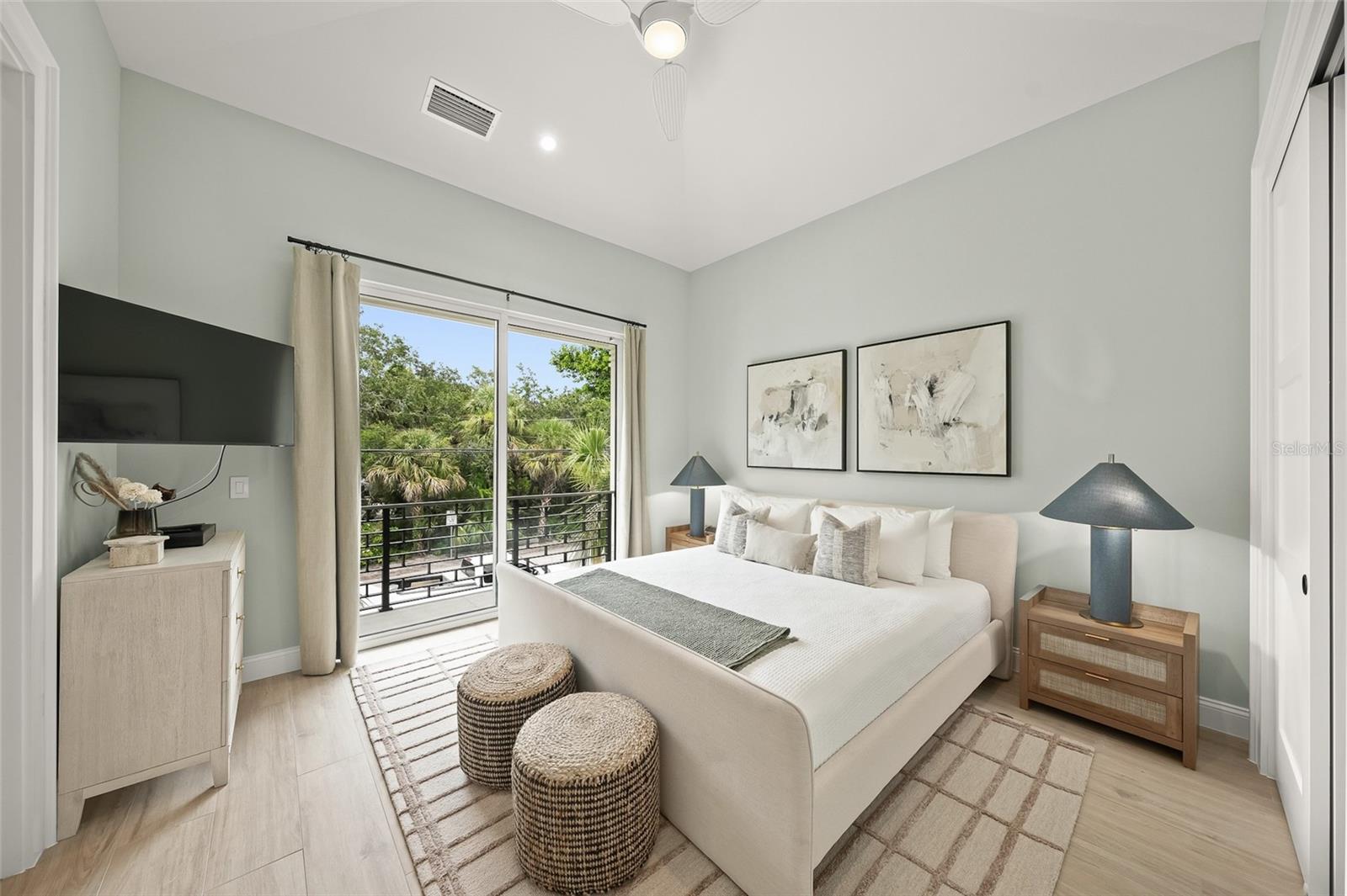 A4660324 Property Photo