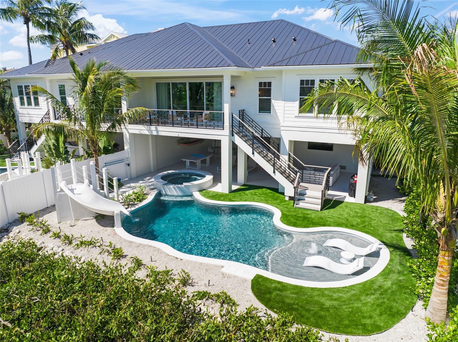 A4660324 Property Photo