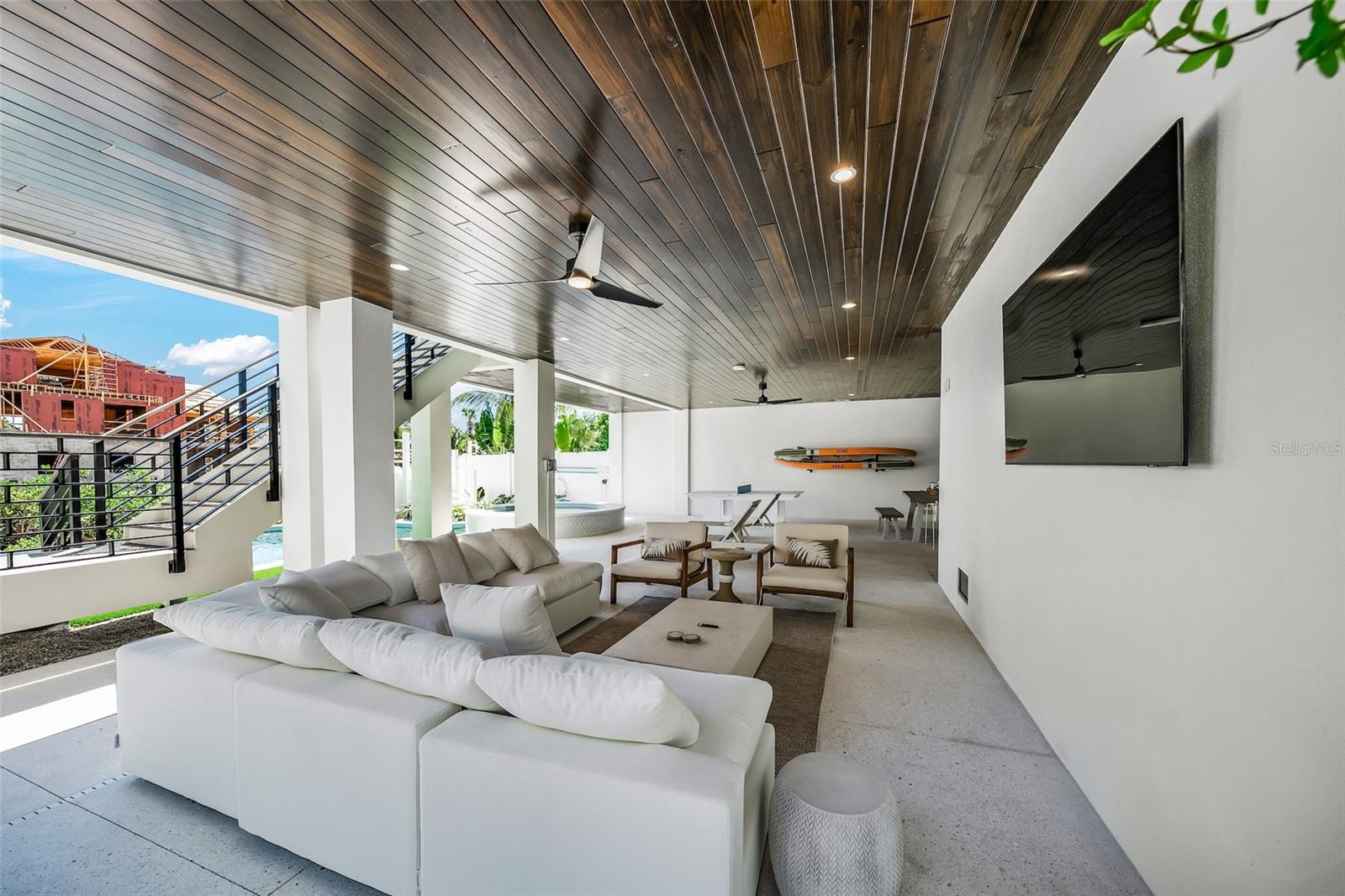 A4660324 Property Photo