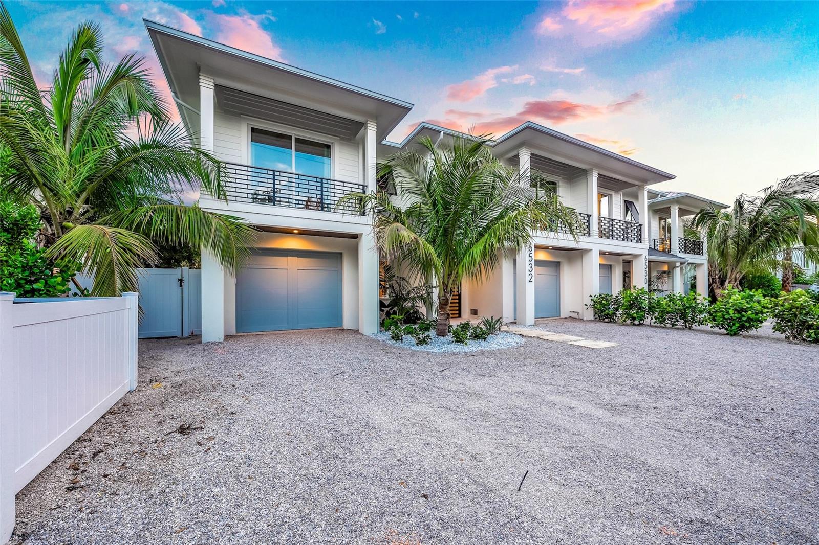 A4660324 Property Photo