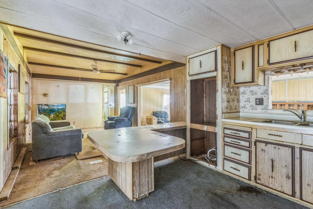 A4660325 Property Photo