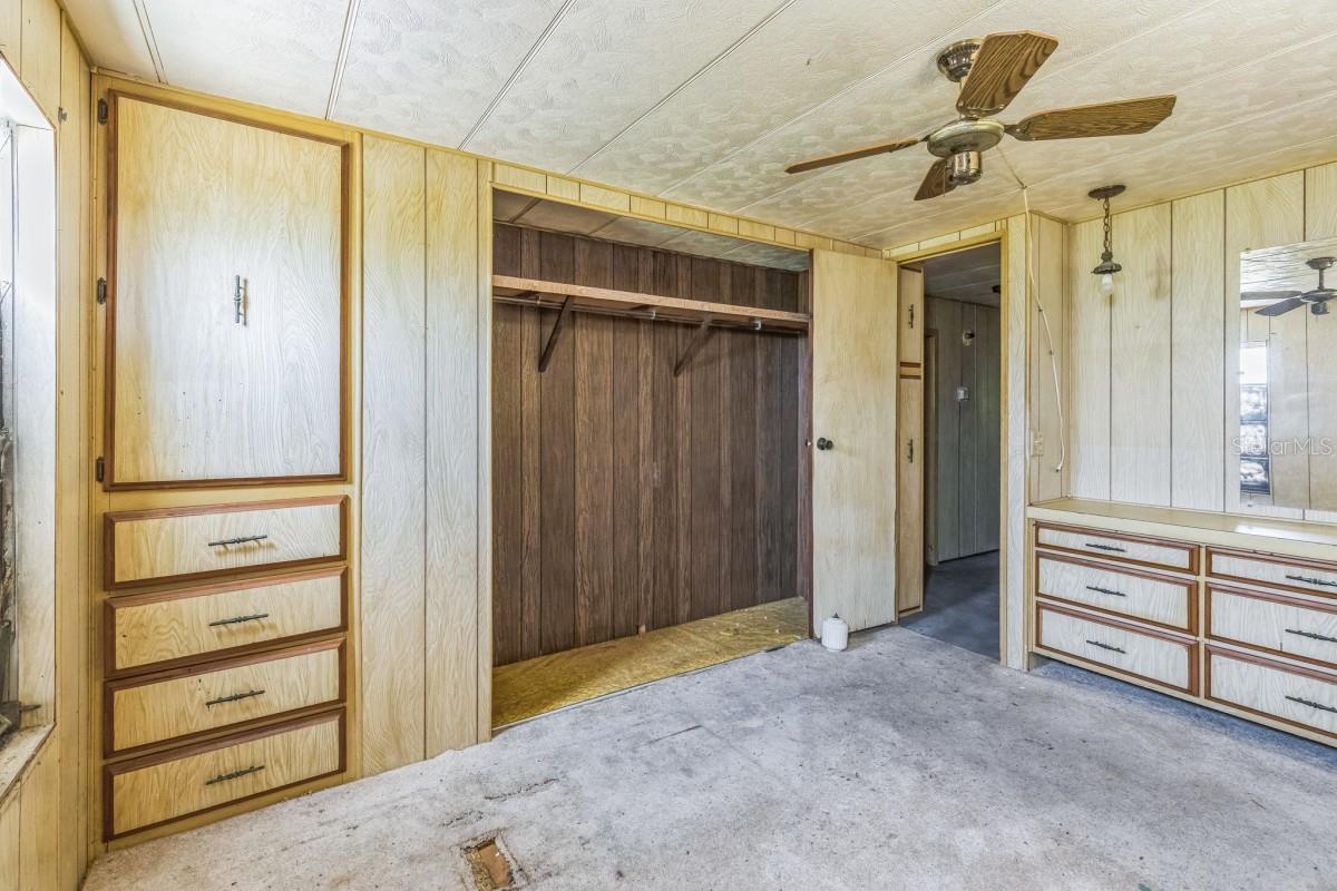 A4660325 Property Photo