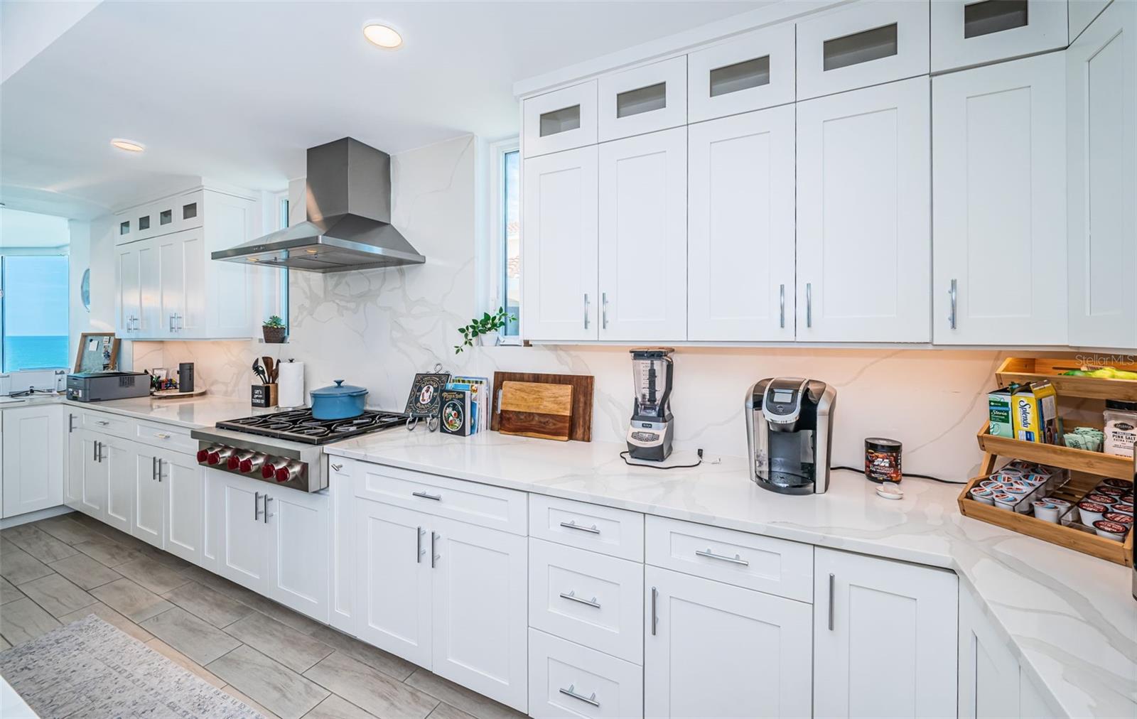 TB8412005 Property Photo