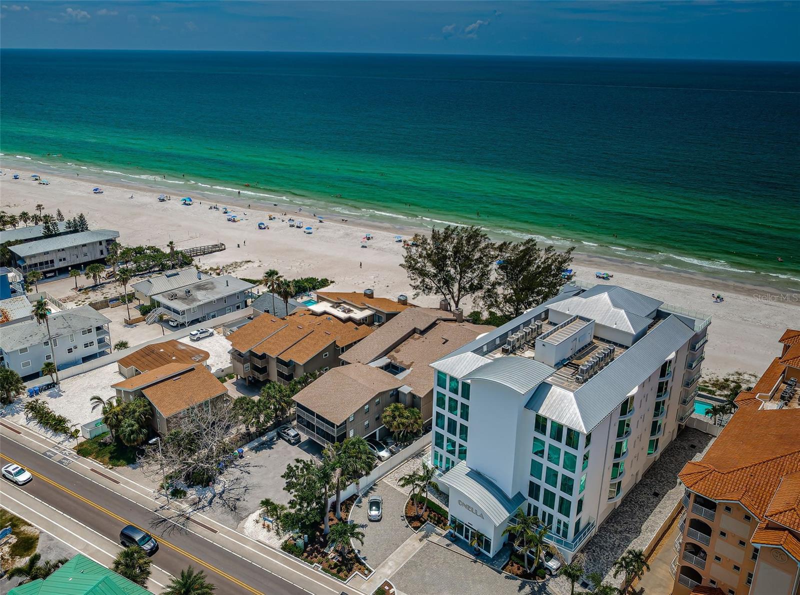 TB8412005 Property Photo