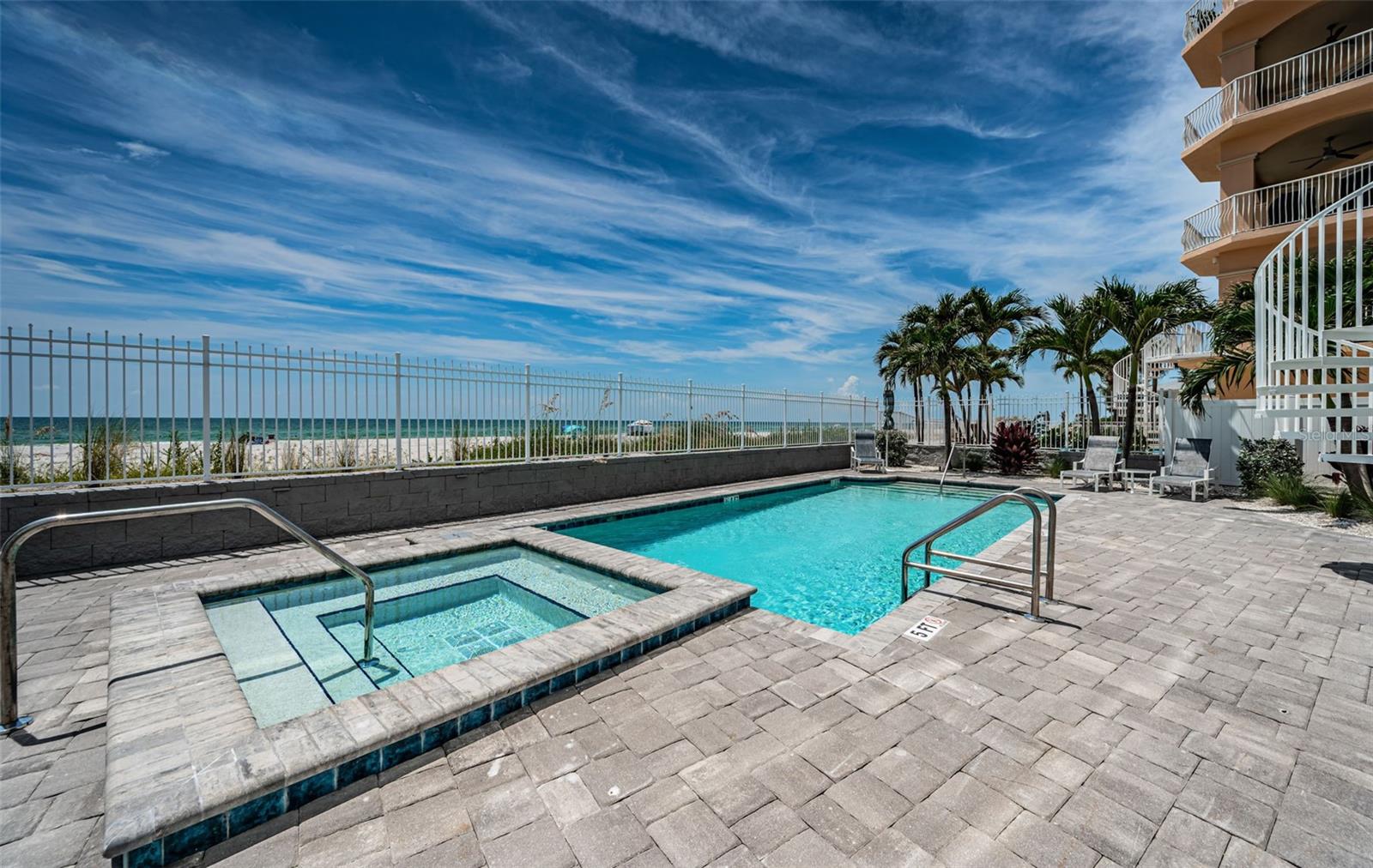 TB8412005 Property Photo