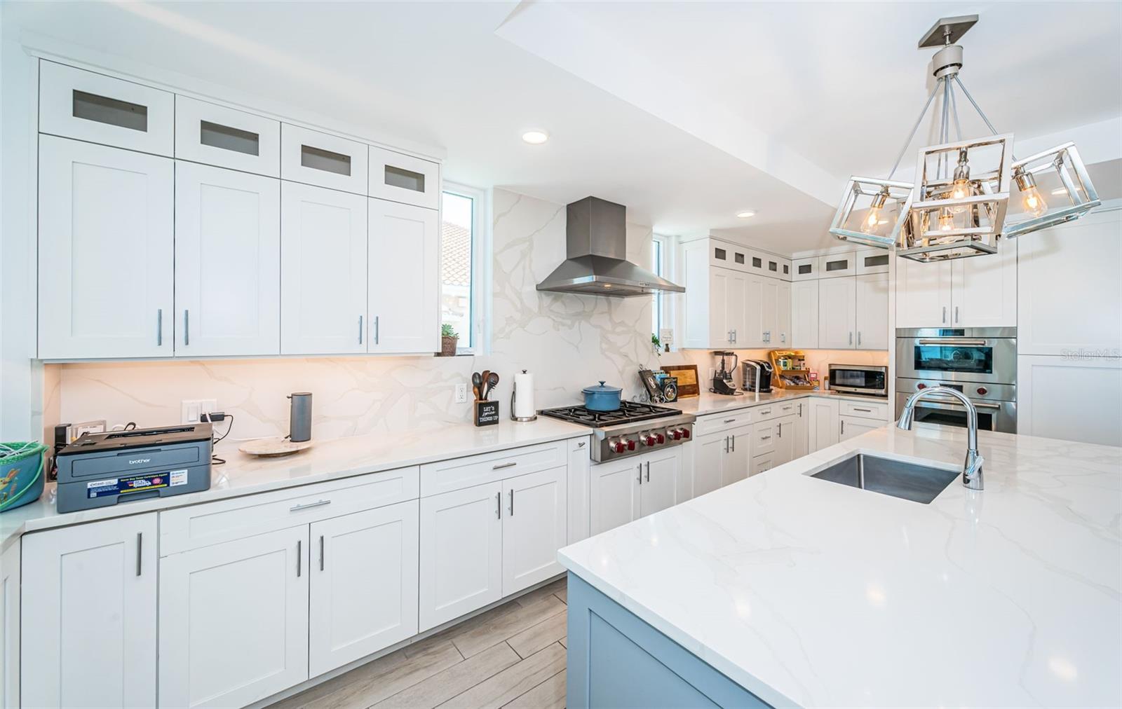 TB8412005 Property Photo