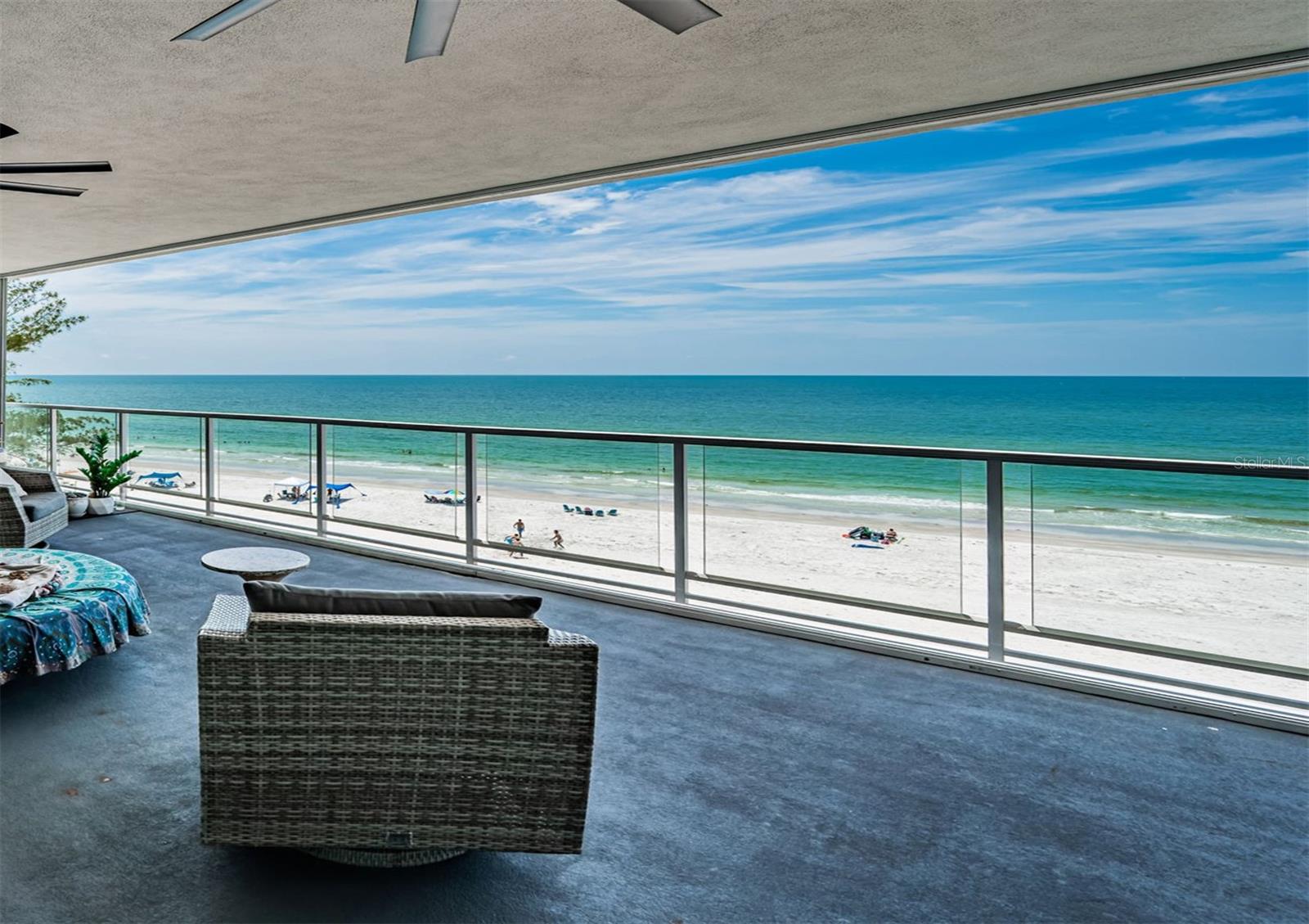 TB8412005 Property Photo