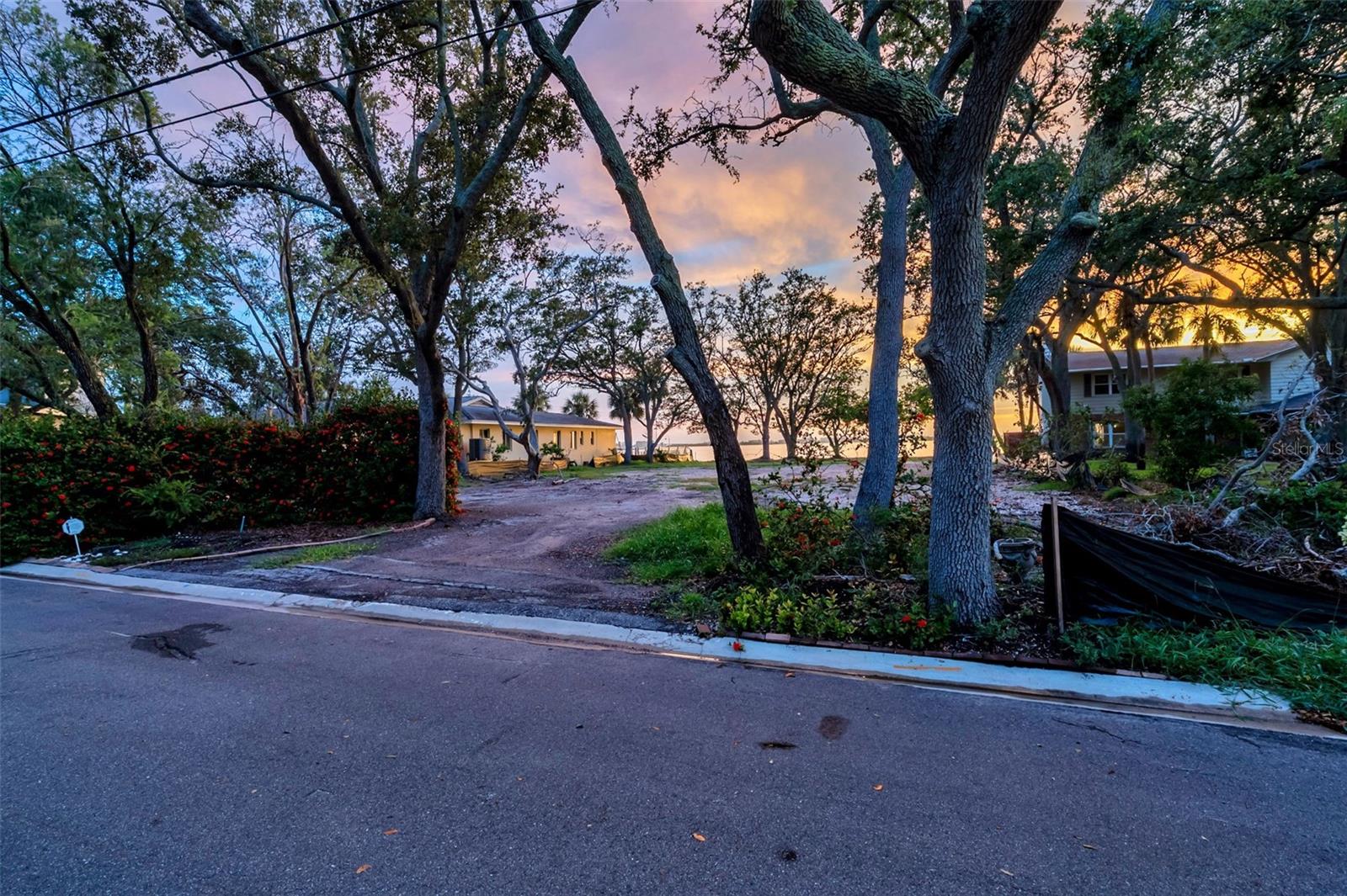 2150 PELHAM RD N, ST PETERSBURG, FL, 33710