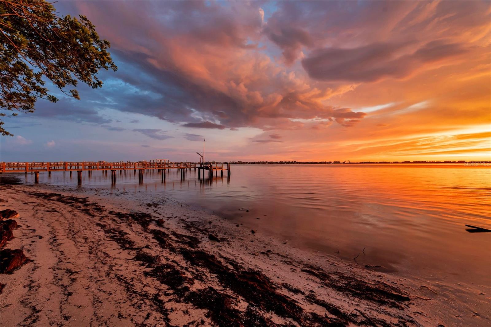 2150 PELHAM RD N, ST PETERSBURG, FL, 33710