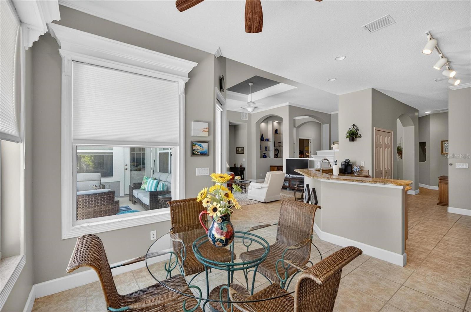 8 HIDDEN LAKE WAY, PALM COAST, FL, 32137