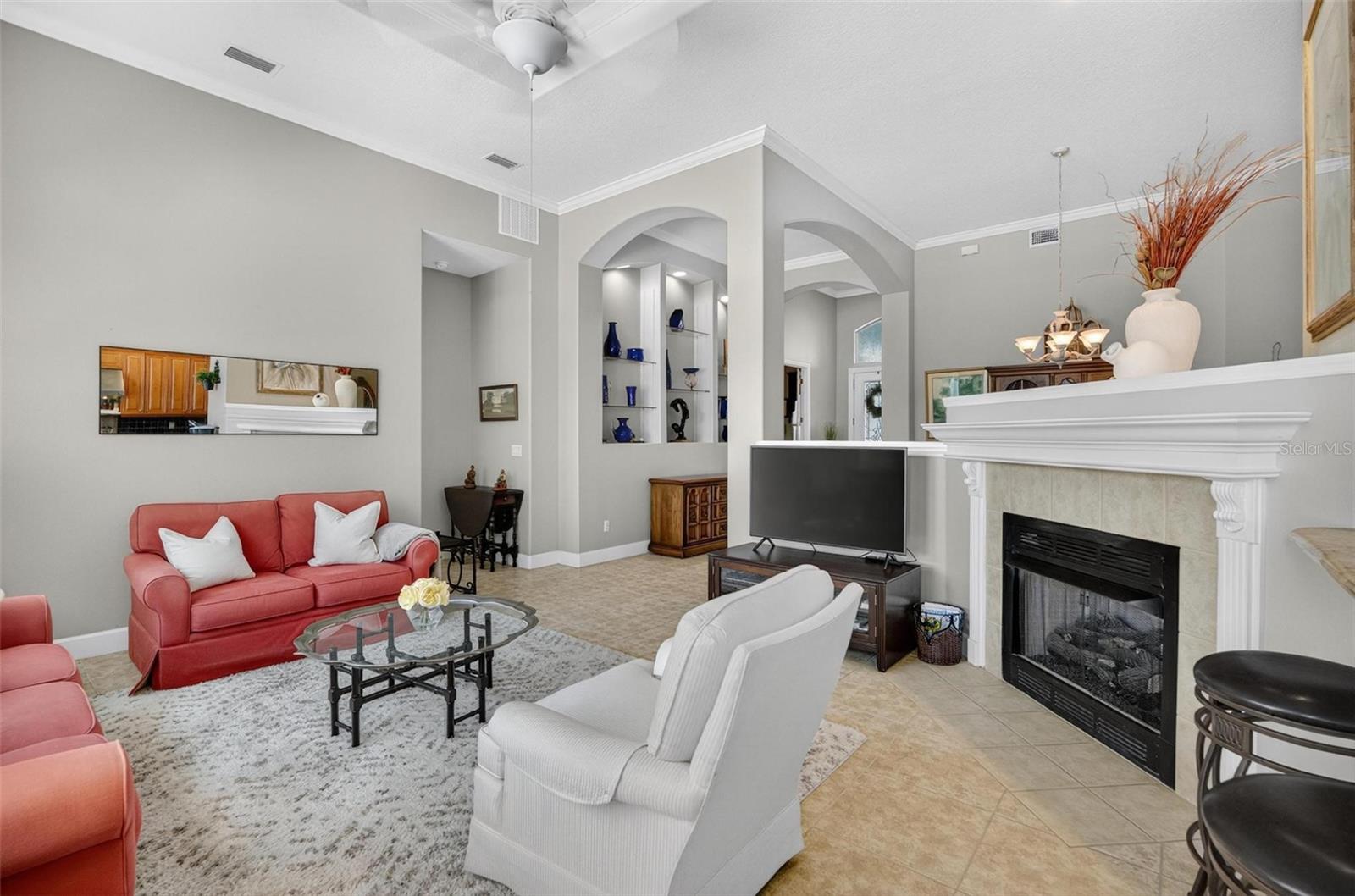 8 HIDDEN LAKE WAY, PALM COAST, FL, 32137