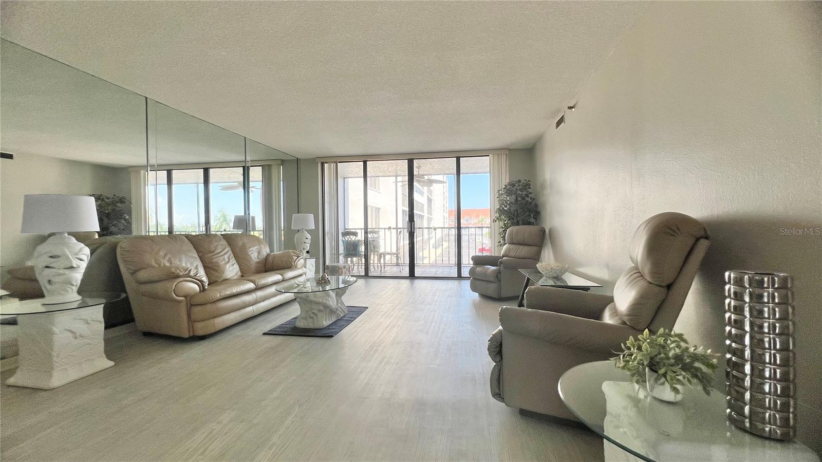 19111 VISTA BAY DR #211, INDIAN SHORES, FL, 33785