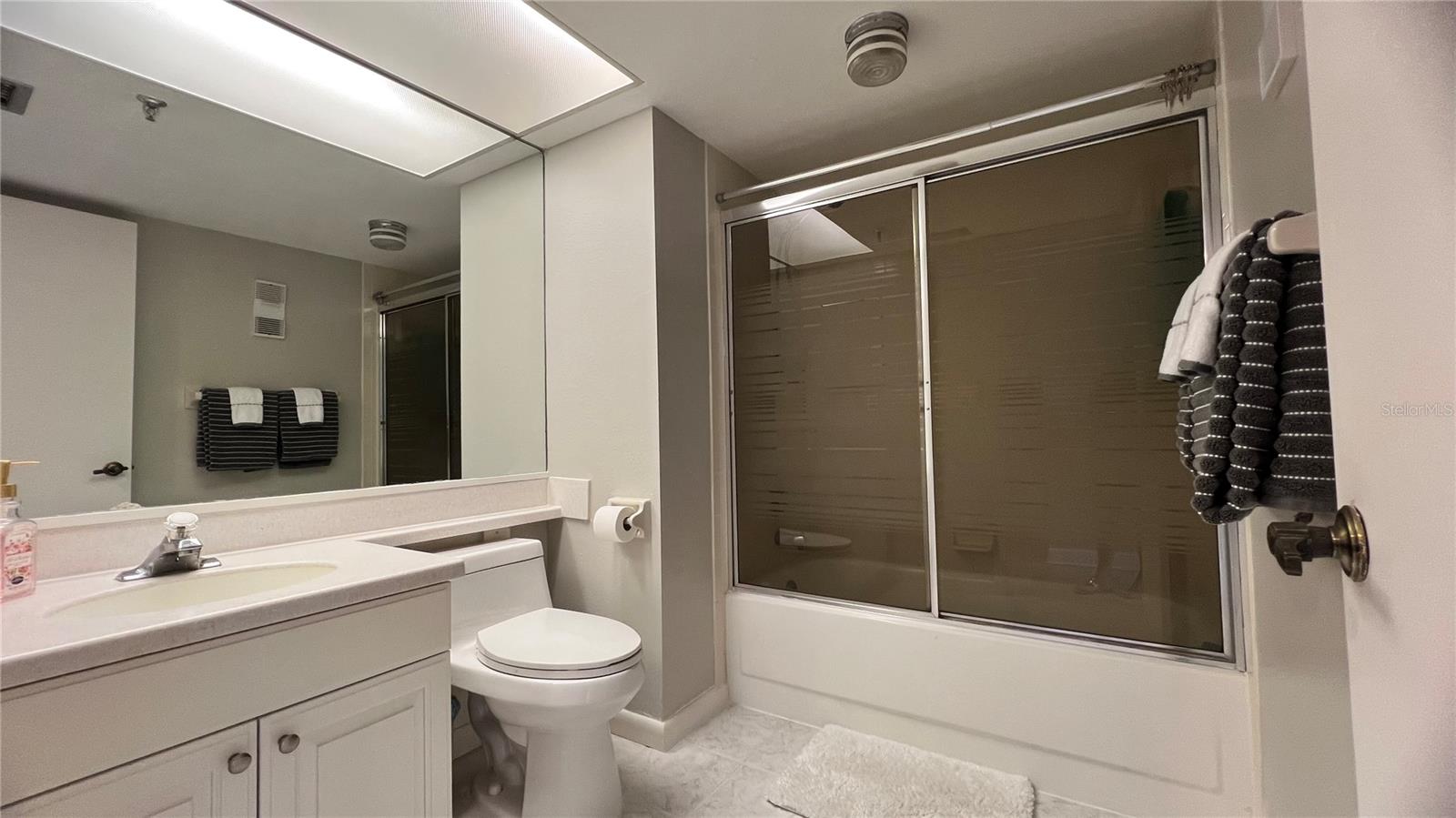 19111 VISTA BAY DR #211, INDIAN SHORES, FL, 33785