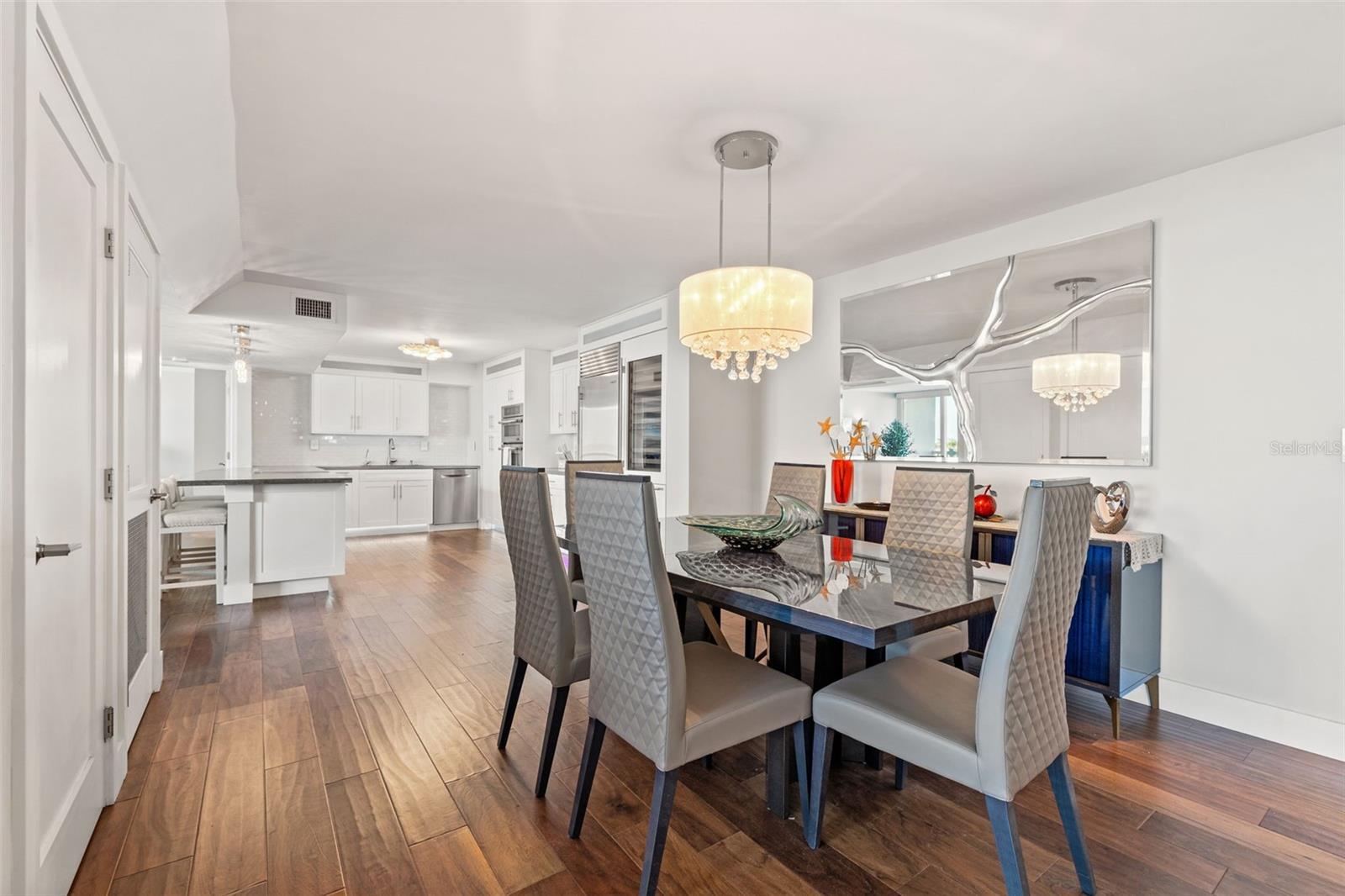 500 TREASURE ISLAND CSWY #308, TREASURE ISLAND, FL, 33706