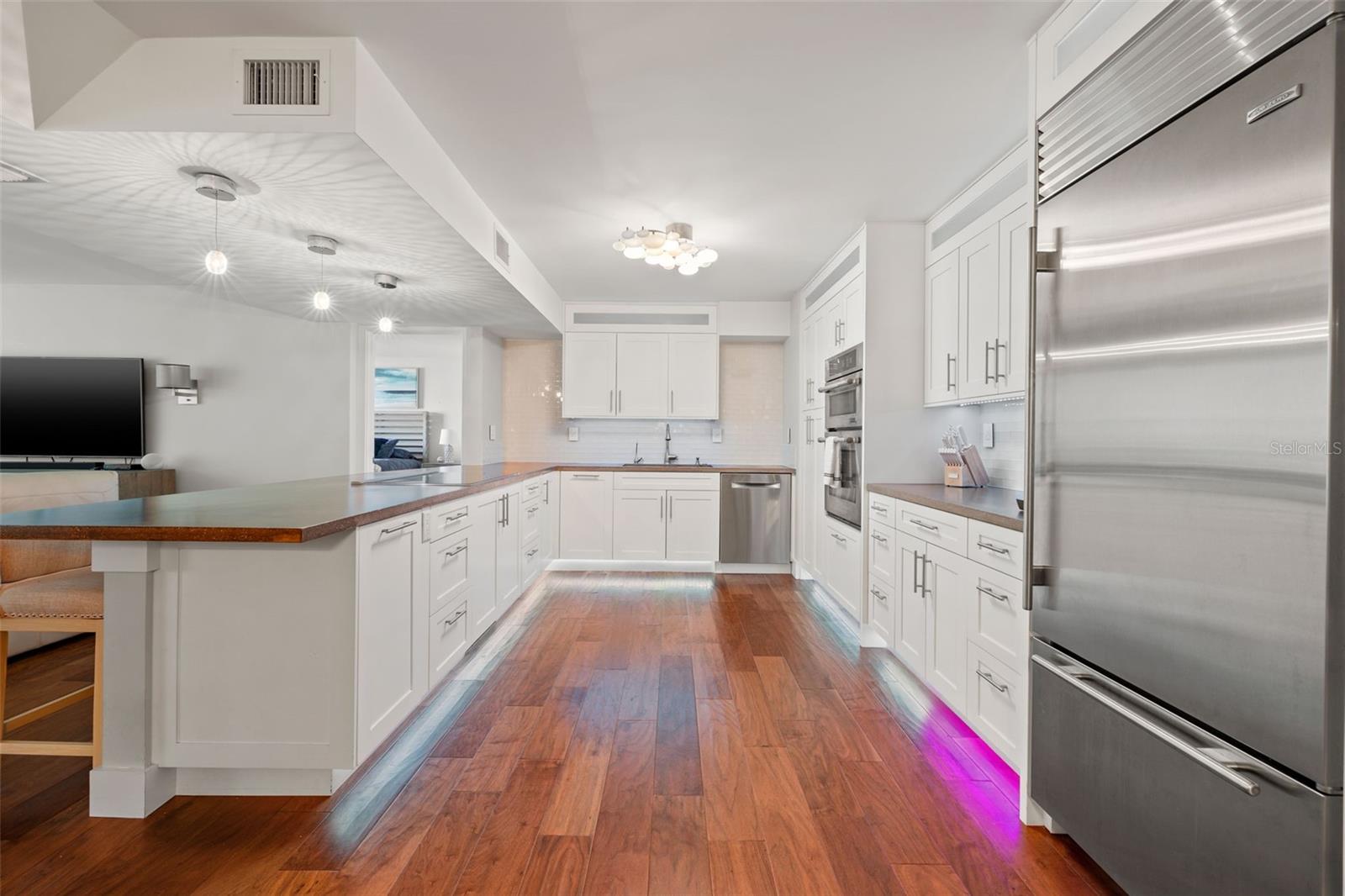 500 TREASURE ISLAND CSWY #308, TREASURE ISLAND, FL, 33706