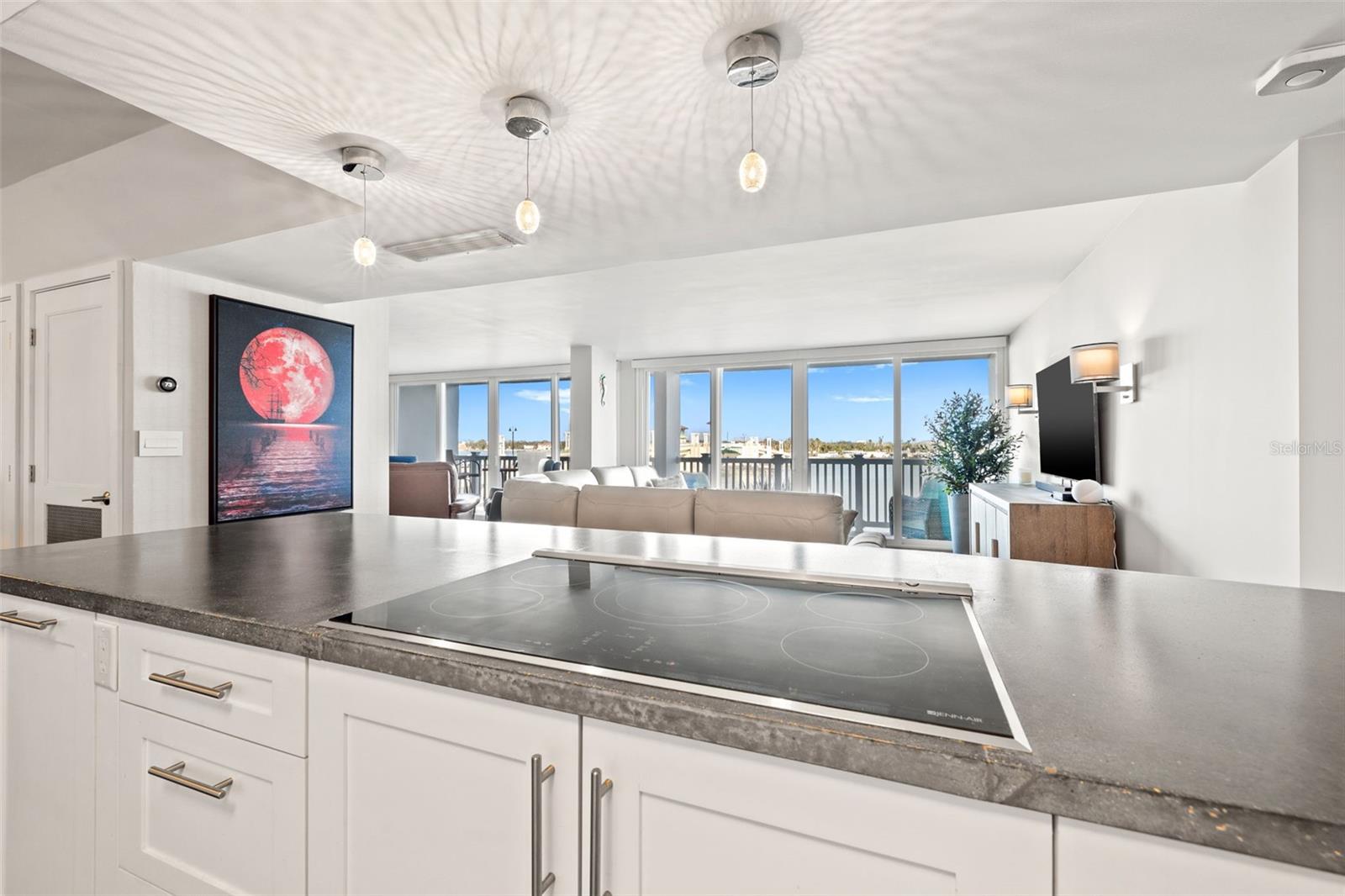 500 TREASURE ISLAND CSWY #308, TREASURE ISLAND, FL, 33706