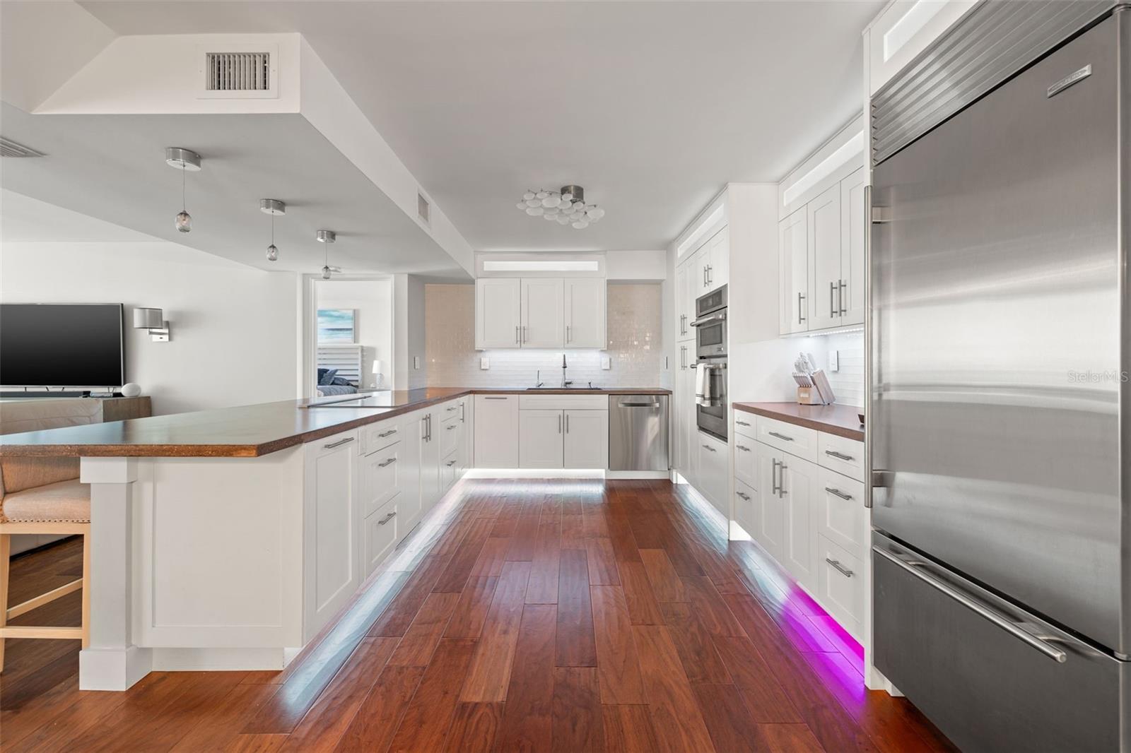 500 TREASURE ISLAND CSWY #308, TREASURE ISLAND, FL, 33706