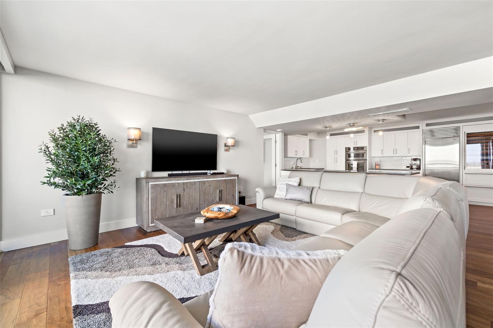 500 TREASURE ISLAND CSWY #308, TREASURE ISLAND, FL, 33706