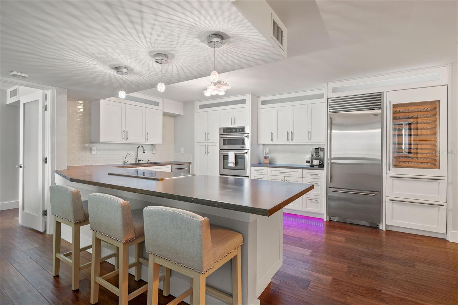 500 TREASURE ISLAND CSWY #308, TREASURE ISLAND, FL, 33706