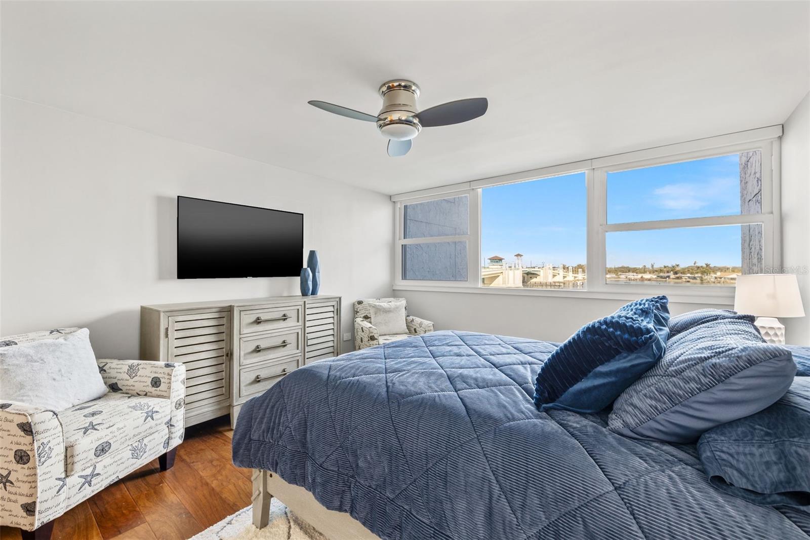 500 TREASURE ISLAND CSWY #308, TREASURE ISLAND, FL, 33706