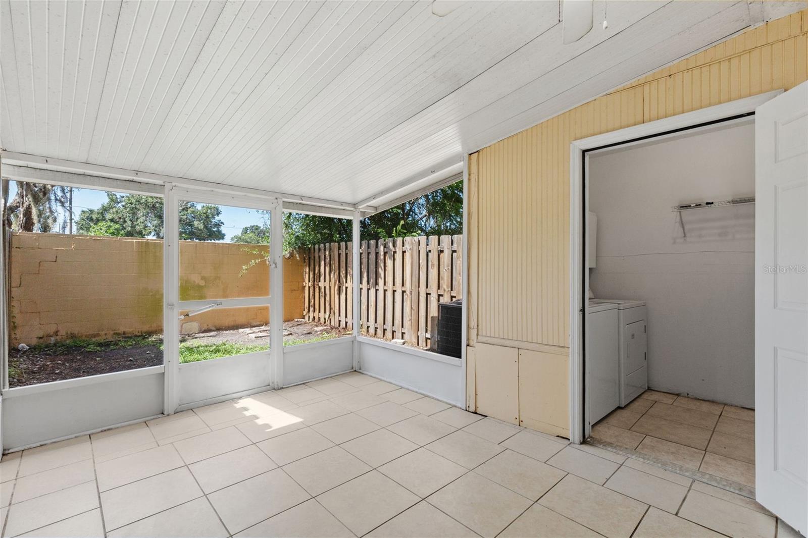 Enclosed patio - door to Laundry